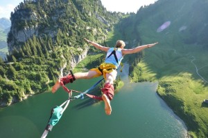 华体会体育网站入口-中超球队青训球员首次亮相赛场，中超球队青训球员首次亮相赛场是哪一年